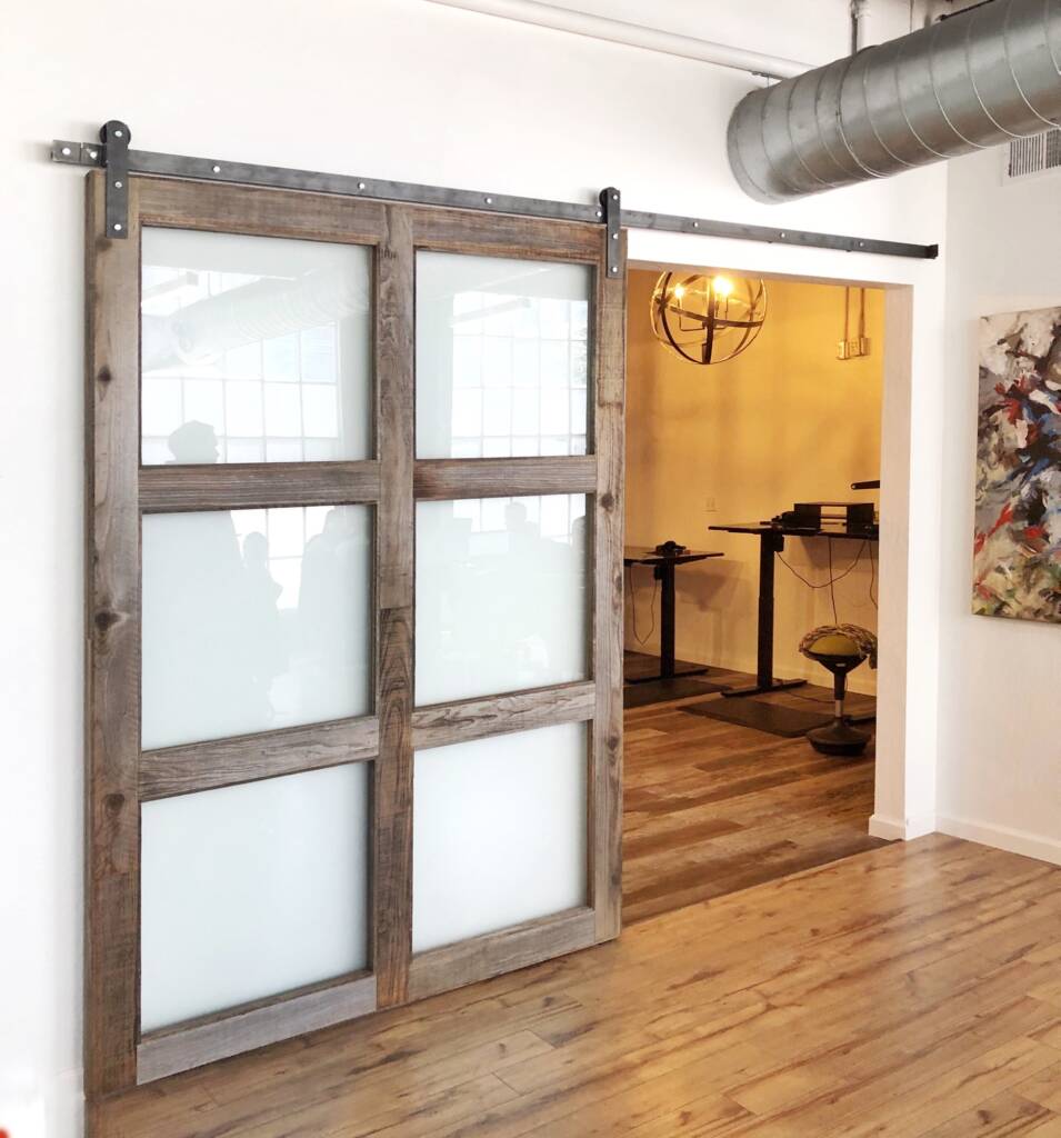 Puerta corredera del granero - Puertas y ventanas de pvc Termprotect